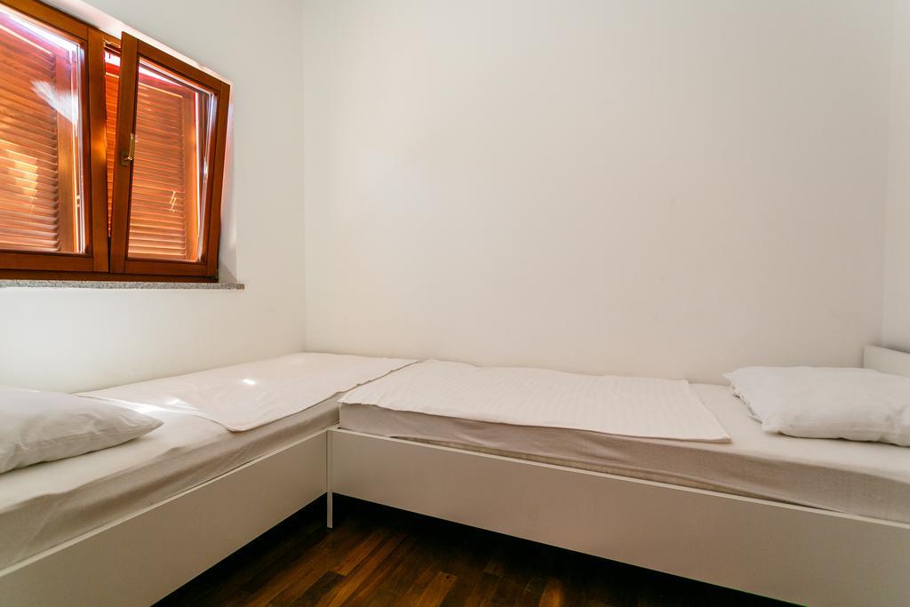 Apartments Josip Pinezici  Phòng bức ảnh